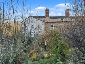 Photo 15- click for photo gallery